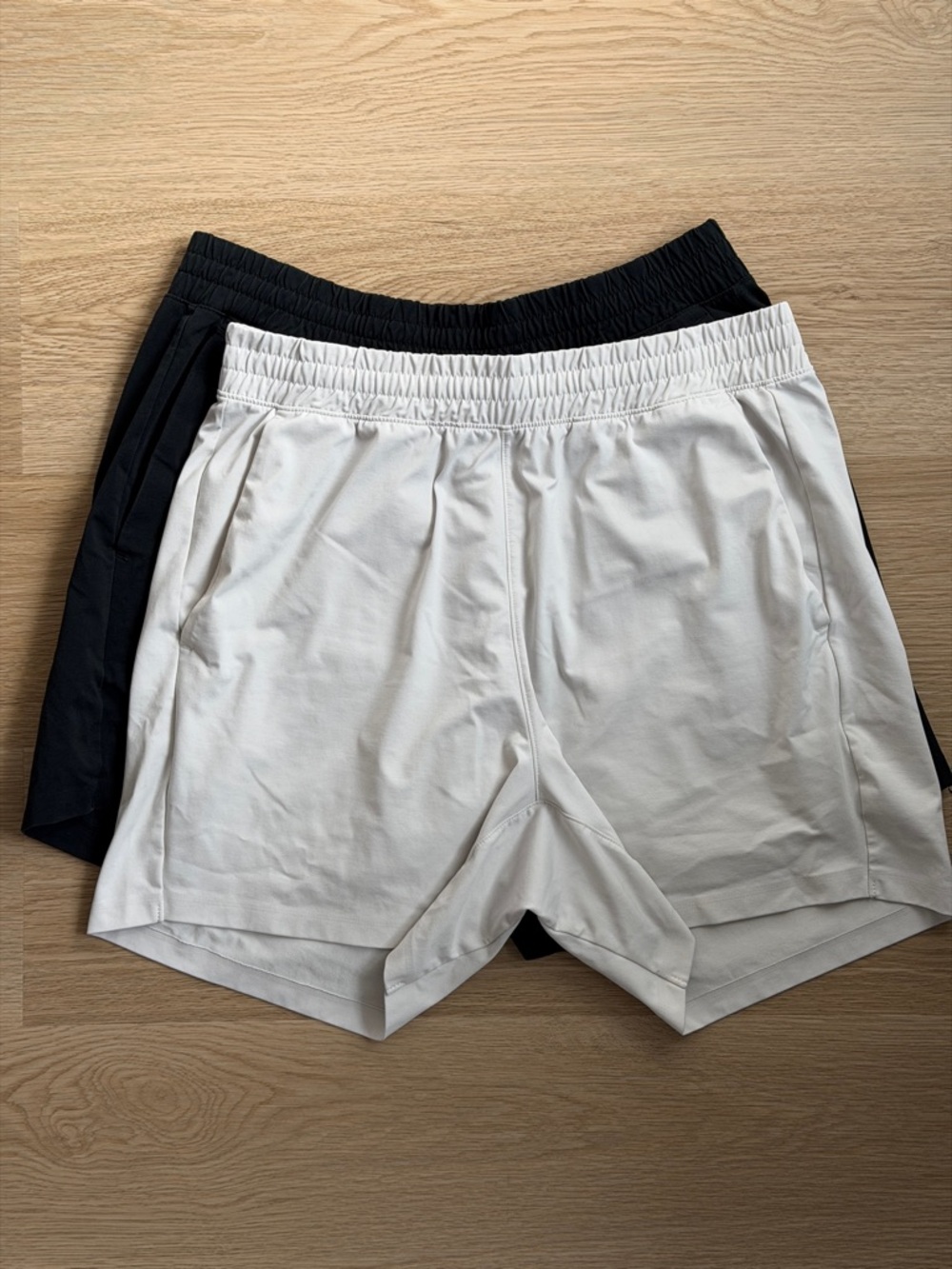 NEW Uniqlo Athletic Shorts - Cream and Black